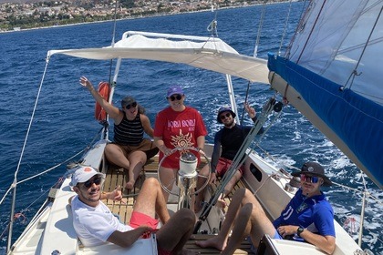 Hire Sailboat Conyplex contest 36 Marseille