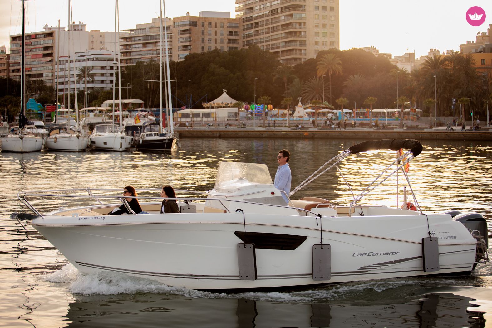 Bateau à moteur Jeanneau Cap Camarat 8.5 Cc 450cv 8