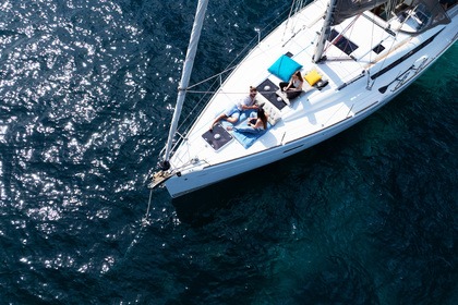 Rental Sailboat Jeanneau Sun Odyssey 469 Saint-Jean-Cap-Ferrat