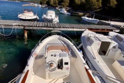 Hire Motorboat Intermarine 17 Mali Losinj