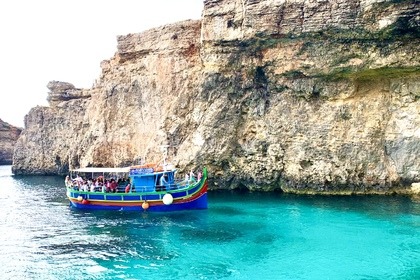 Location Bateau à moteur Traditional Luzzu Gozo