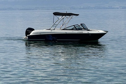 Hire Motorboat Bayliner E7 Publier