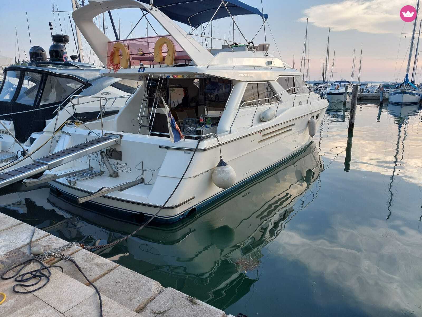 Bateau à moteur PRINCESS 50 770cv 2
