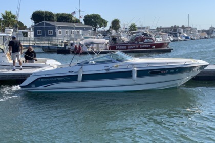 Hire Motorboat Chaparral 2550 sx Newport Beach