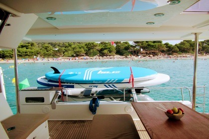 Catamarán "VITANBLUE" Helia 44.