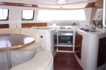 Miete Katamaran FOUNTAINE PAJOT Belize Cat 43 Lefkada