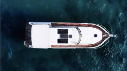 Motorboat Custom 16m Boat layout