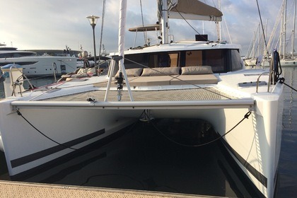 Location Catamaran Fountaine Pajot LUCIA La Rochelle
