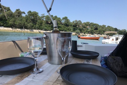 Location Bateau à moteur Jeanneau Merry Fisher 795 Arcachon