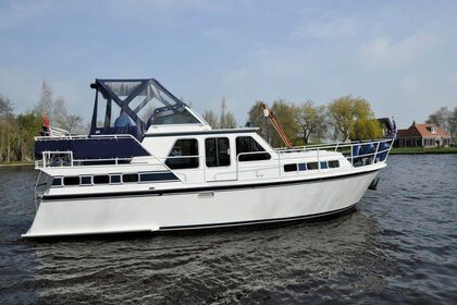 Rental Houseboat Fiomar Type Aquanaut 1000 Sneek