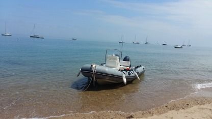 Location Bateau à moteur Zodiac Pro Man 12 Pornic