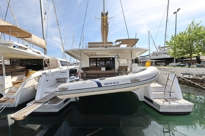 Charter Catamaran Fountaine- Pajot  Saona 47 Trogir