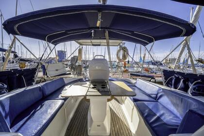Charter Sailboat Bavaria Cruiser 37 El Masnou
