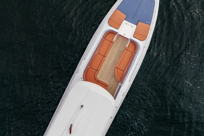Verhuur Motorboot Eduardoño Bravo 410 700CV Cartagena