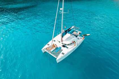 Alquiler Catamarán Lagoon Avistamiento Delfines Catamarán Privado Benalmádena