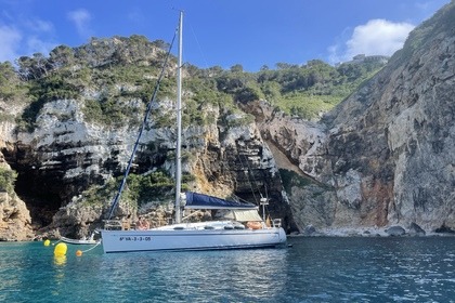 Hyra båt Segelbåt Bavaria 42 Ibiza