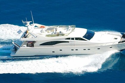 Rental Motorboat Ferreti 680 Santorini