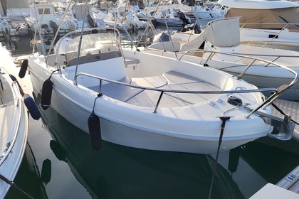 Location Bateau à moteur Selva Marine 660 Ajaccio