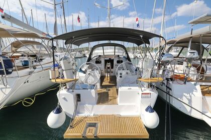 Hire Sailboat Elan Impression  40.1 Pirovac