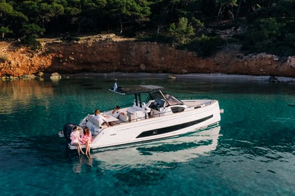 Hire Motorboat Salpa Avantgarde 35 Athens