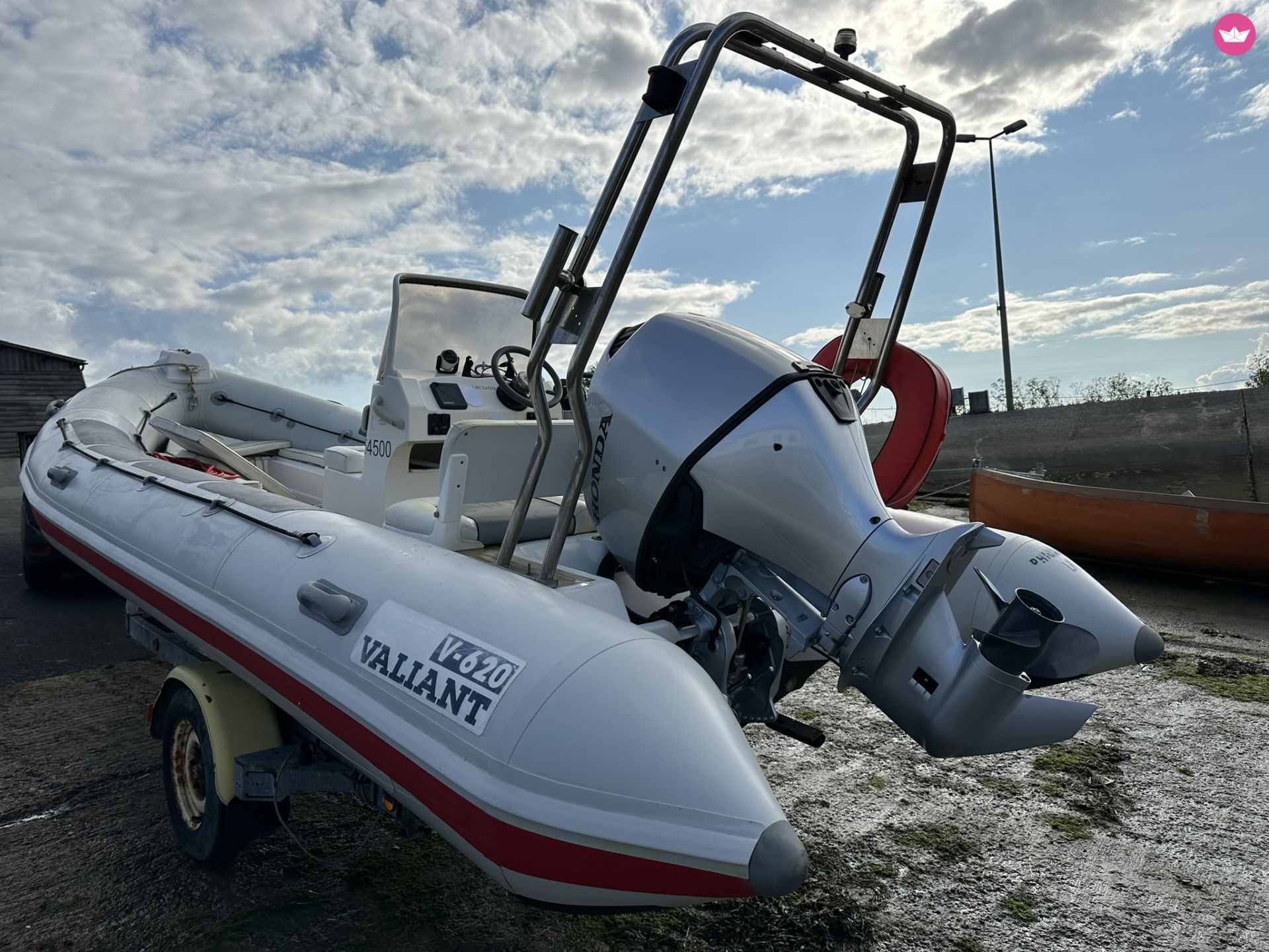 Semi-rigide VALIANT Vanguard 620 135cv 5