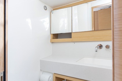 S/Y ROBIN, Dufour 470 - 2022 model