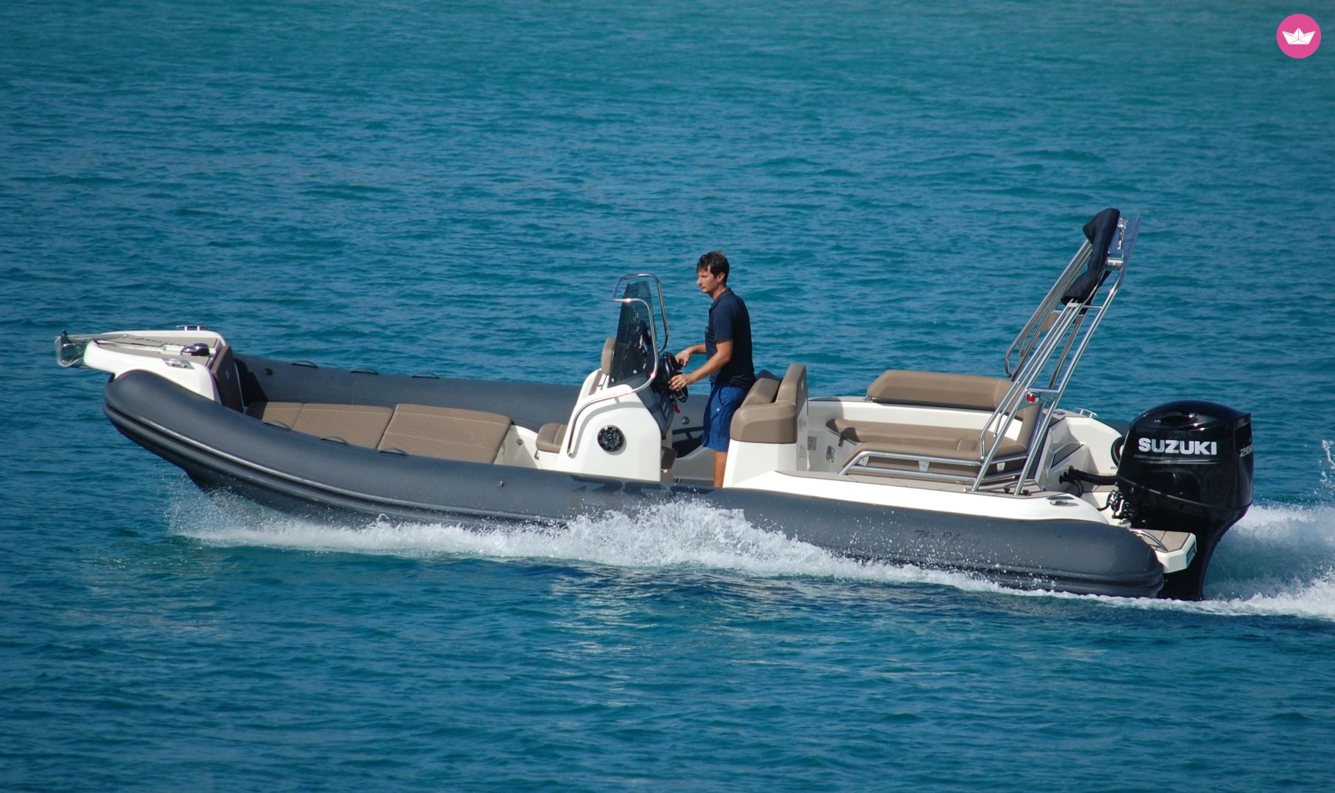 Semi-rigide Bsc Bsc 7.00 elegance 200cv