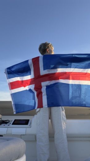 Lisbonne Motor Yacht Azimut 43 alt tag text