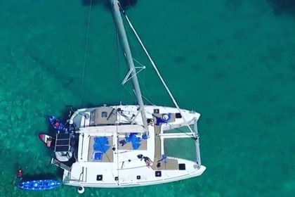 Hire Catamaran Lagoon Lagoon 400 Mykonos