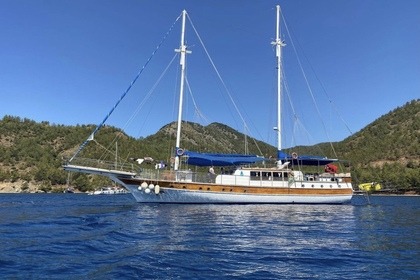 Location Goélette Custom built Gulet with a capacity of 12 people Traditional Gulet Fethiye