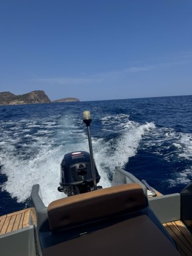 Santa Eulalia del Río Without license Magonis Wave 15 hp alt tag text