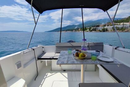 Jeanneau Merry Fisher 695 - Sunny Day