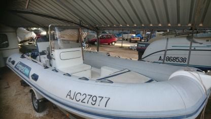 Miete RIB Capelli Tempest 500 Hyères