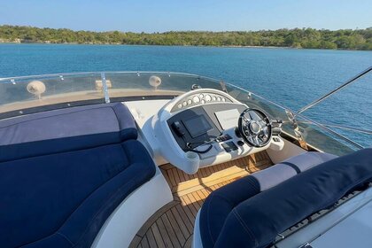Hyra båt Motorbåt Sunseeker 64' Cancún