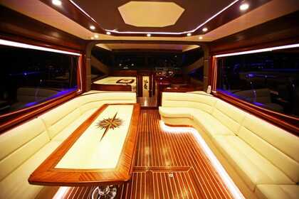 19m Spacious Motoryat in Istanbul B8