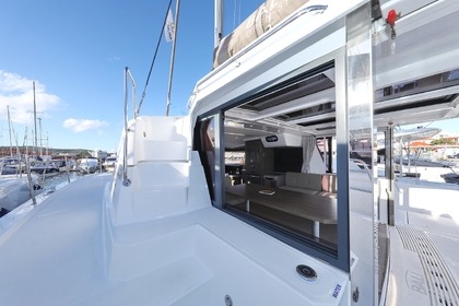 Hyra båt Katamaran Catana Group Bali 4.2 - 4 + 1 cab. Vrulje