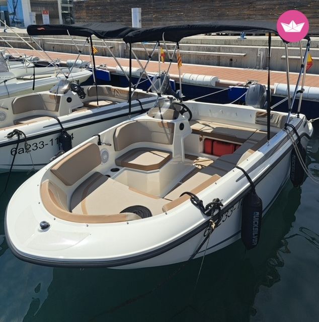 Bateau à moteur Quicksilver Axess 15cv 4