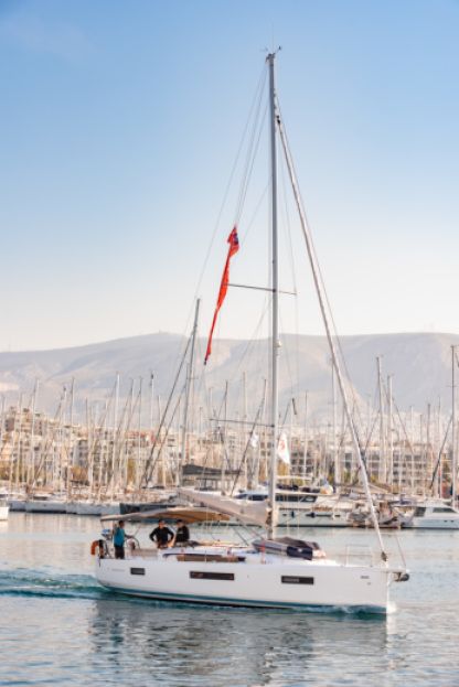 Miete Segelboot Jeanneau Sun Odyssey 440 Athen