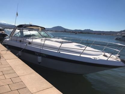 Charter Motorboat Sea Ray 455 Sundancer Porto Rotondo