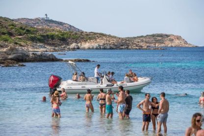 Alquiler Neumática  Bsc 730 Sport Calvi