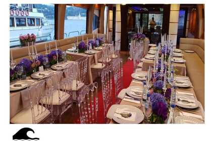 Mega Motor Yacht in Istanbul