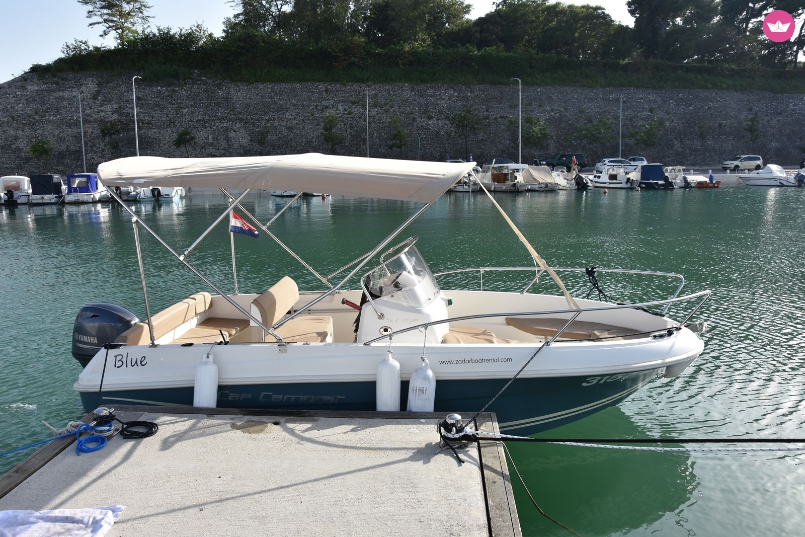 Łódź motorowa Jeanneau Cap Camarat 5.1 Style do wynajęcia