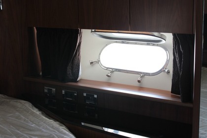 Sunseeker Predator 64