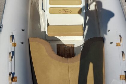 Ενοικίαση Φουσκωτό Nuova Jolly King 720 Extreme Λαύριο