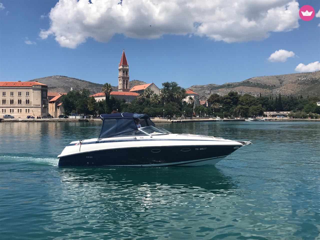 Cobalt 293 in Split zu vermieten