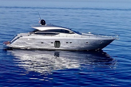 Noleggio Yacht a motore Pershing 64 Cannes
