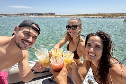 Hyra båt Motorbåt Karnic 601SL Ibiza