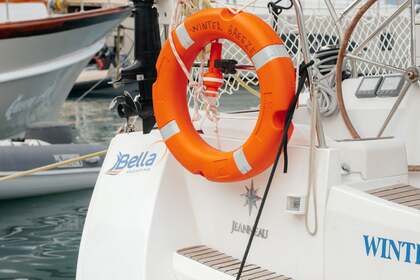 Sun Odyssey 42i - Winter Breeze