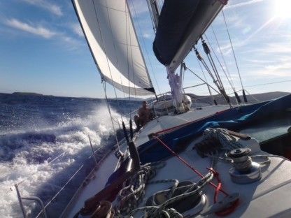 Location Voilier Beneteau Oceanis 440 Sari-Solenzara