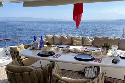 32 meter 5 double cabin 6 crew luxury yacht